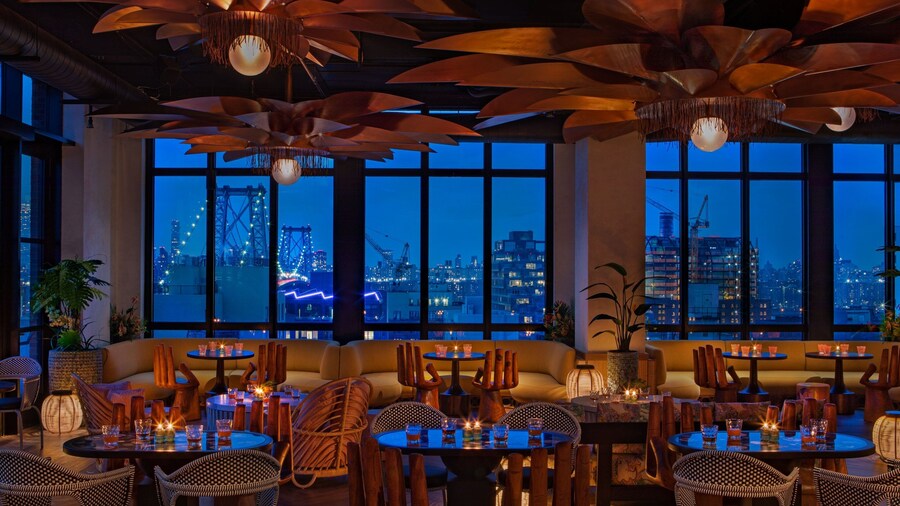 Moxy Brooklyn Williamsburg