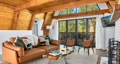 Midnight Chalet A-Frame | Spa, Fireplace, BBQ