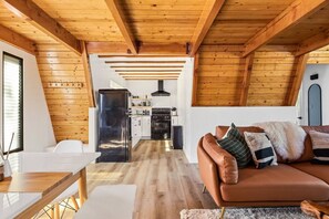 TV connectée, cheminée, services de streaming