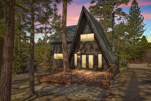 Exterior - Midnight Chalet A-Frame w/ Spa ~ Fireplace ~ BBQ (Big Bear Lake)