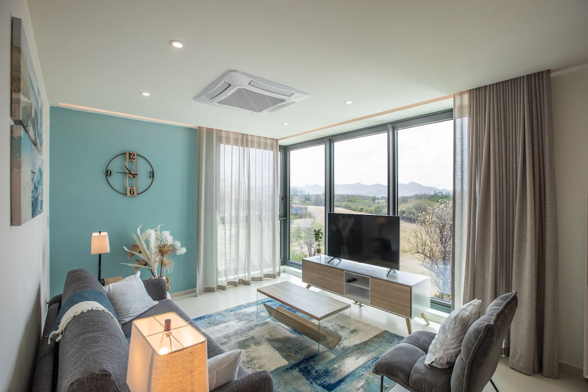 Condo, 1 Bedroom | Living area | Smart TV