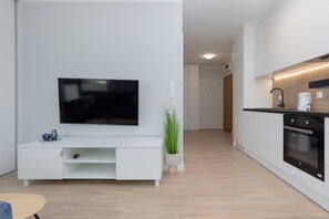 Fridge, oven, stovetop, dishwasher - Modern Apartment with Balcony | Spa, Fitness, Close to the Beach (Międzywodzie)