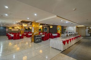 Unclassified image, 3 of 39, button - Sheng He Business Hotel (Tongchuan)
