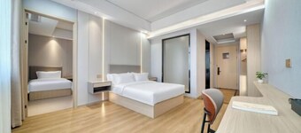 Waterfront Garden Hotel