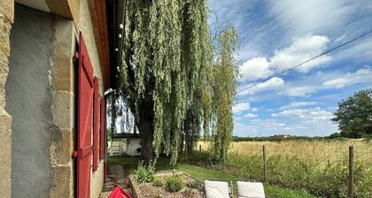 Bourbonnaise house ideally located and quiet.