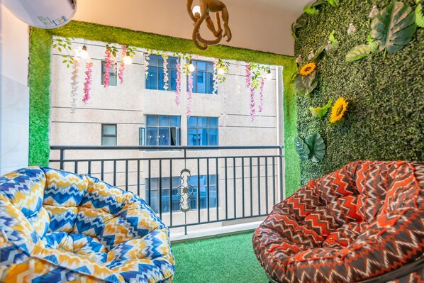 Property grounds - Luxurious Tech Home With Acquarium, Gym & Alexa (Nairobi)