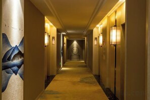 Unclassified image, 5 of 79, button - Shengyang Hotel (Yuxi)