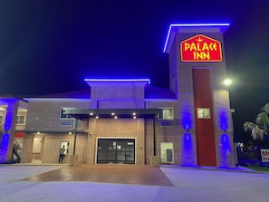 Exterior - Palace Inn-Arcola (Arcola)