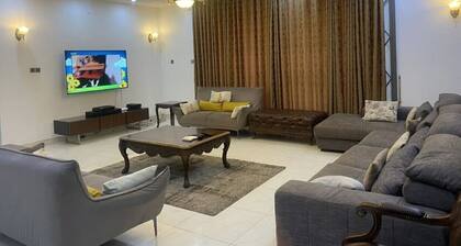 2 Bedroom Luxurious Villa @ Adolez & Suites