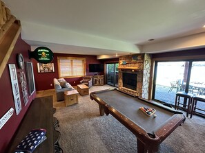 Smart TV, fireplace, video games, DVD player