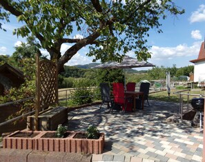 Outdoor dining - Fantastic view of the Eder floodplain (Battenberg (Eder))