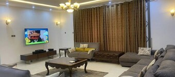 4 Bedroom Luxurious Villa @ Adolez & Suites