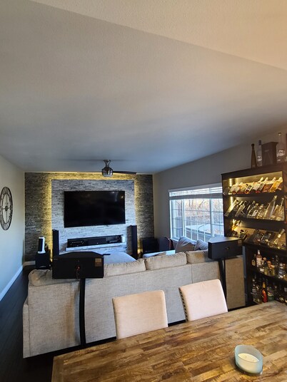 Beautiful 3 bedroom home with theater!