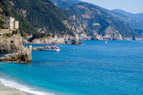 Giaella apartment with sea view