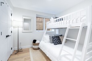 2 bedrooms, in-room safe, iron/ironing board, travel cot