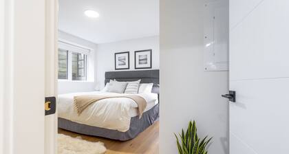 Brand New Modern Suite - Minutes away from Downtown Vancouver