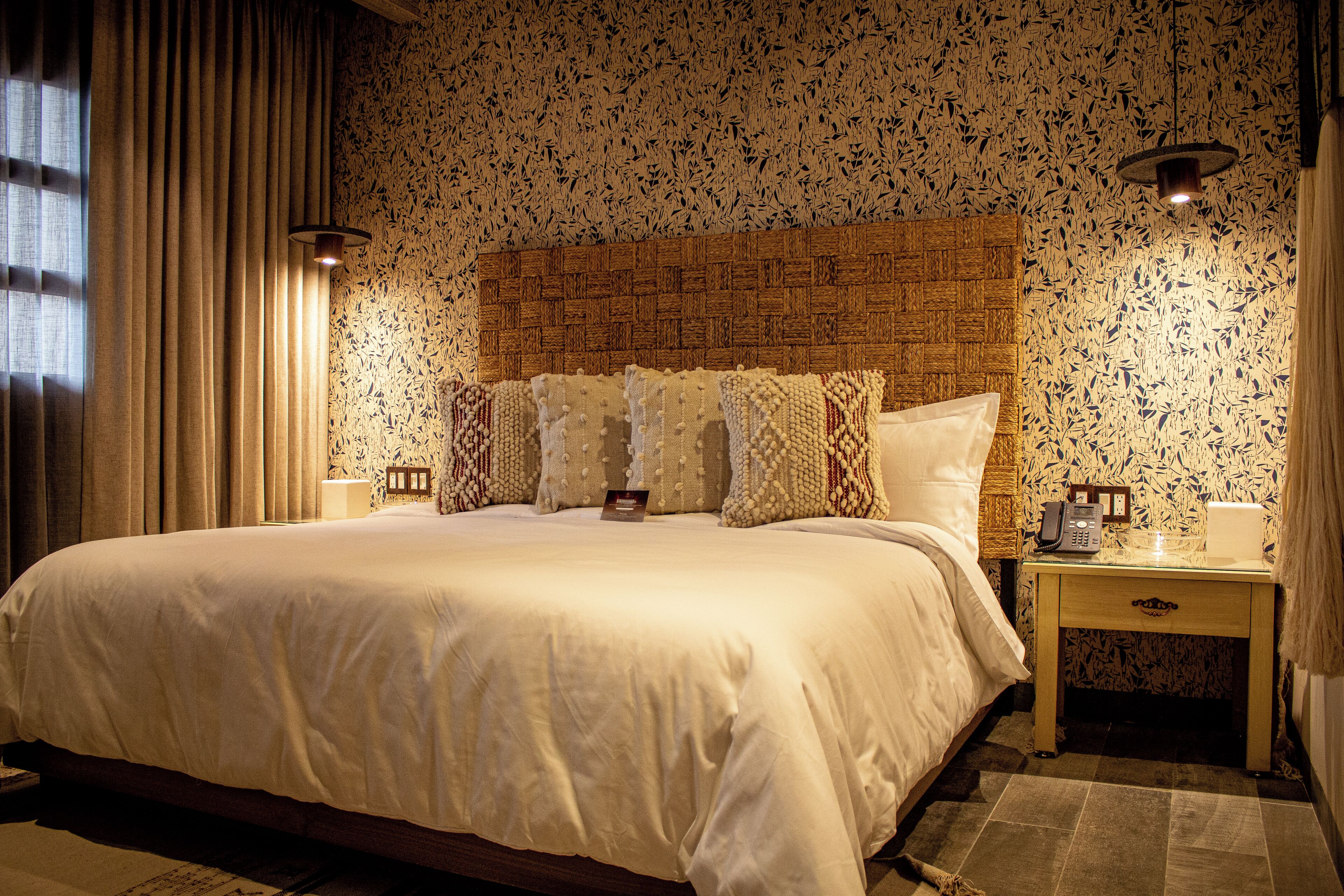 Habitación Premium, 1 cama King size, para no fumadores, vista al jardín | Sábanas de algodón egipcio, ropa de cama de alta calidad y edredón 