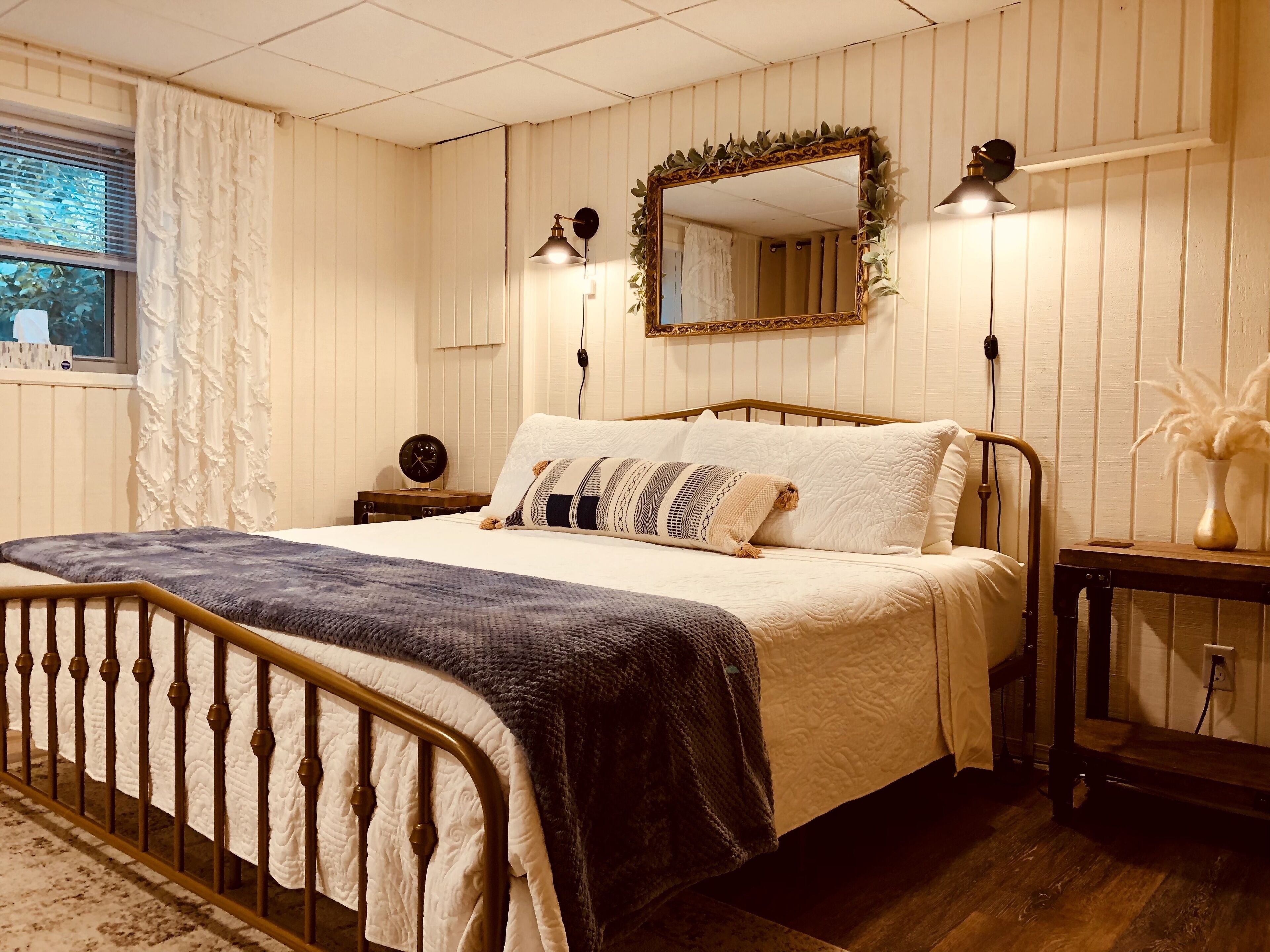2 bedrooms, desk, iron/ironing board, free WiFi