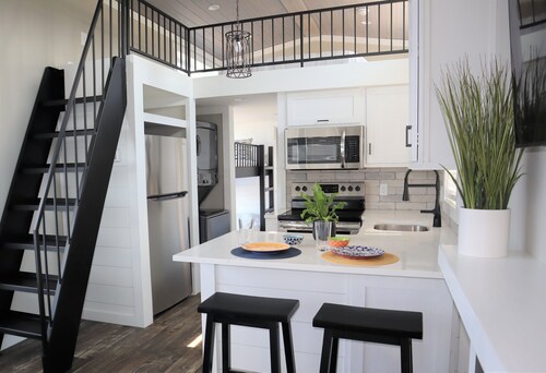 Bayfront Resort at Cross View