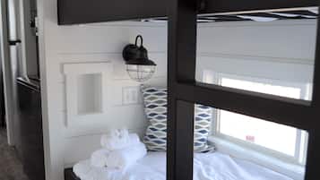 Deluxe Cottage, 1 Bedroom, Bay View | 1 bedroom, individually decorated, individually furnished, free WiFi