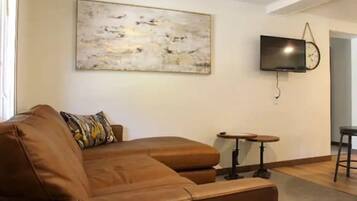 Televisión, reproductor de DVD y servicios de streaming