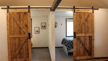 4 bedrooms, WiFi, bed sheets