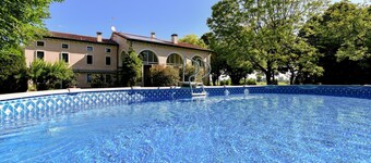 The Mulberries Three Bedroom and two Bathroom Apartment