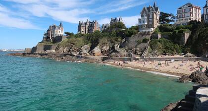 NICE RENOVATED HOUSE DINARD CENTER BETWEEN ST ENOGAT AND LE FUTURE