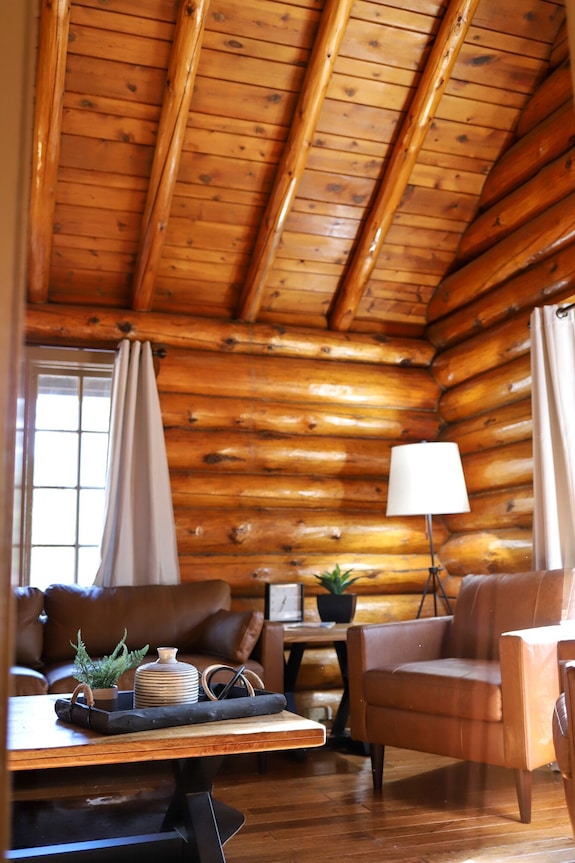Historic Log Cabin- A True Black Hills Original - Mount Rushmore National Memorial