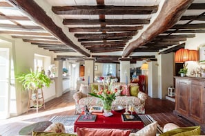 Villa, fumatori | 3 camere