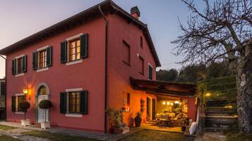 Villa | 4 Schlafzimmer, WLAN