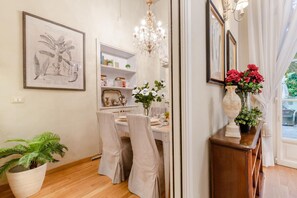 Apartment | 2 Schlafzimmer, Bügeleisen/Bügelbrett, WLAN