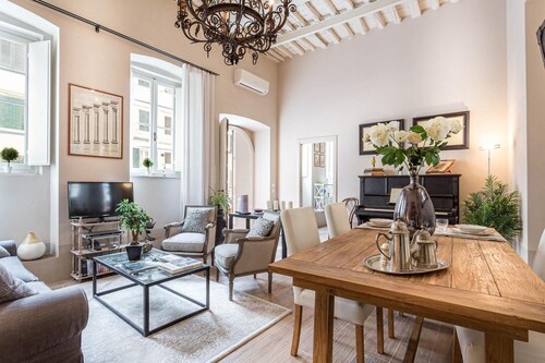 Casa Janca in Lucca With 1 Bedrooms and 2 Bathrooms