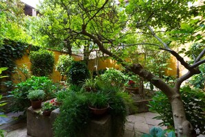 Apartment - Casa Giustina in Lucca (Lucca)
