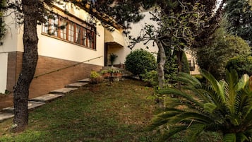 Vila, para fumantes | 3 quartos