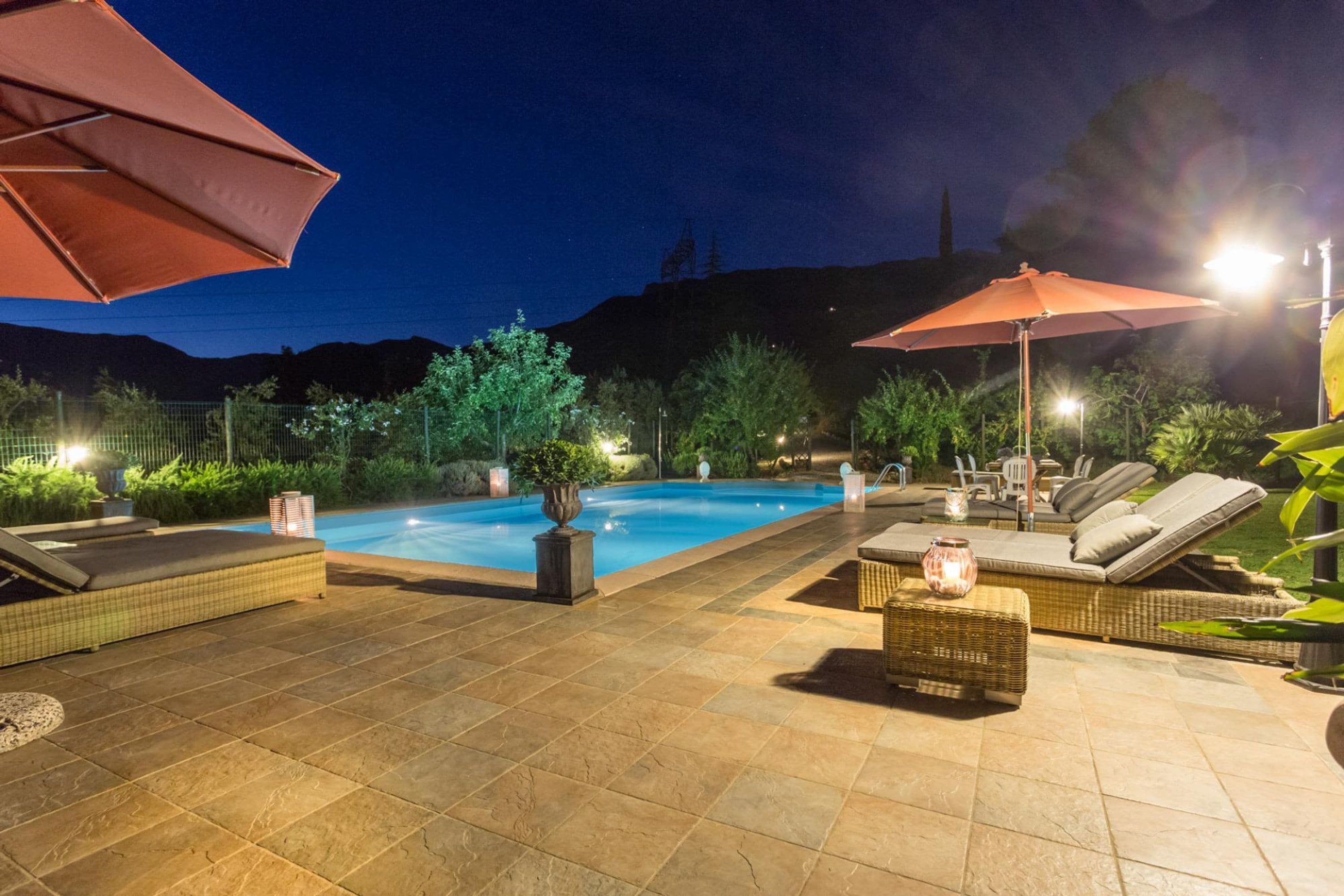 Villa | 5 bedrooms, WiFi