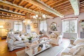 Villa | 7 Schlafzimmer, WLAN