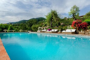 Villa | 7 bedrooms, WiFi