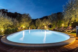 Villa, fumatori | 3 camere