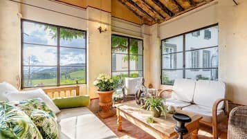 12 habitaciones