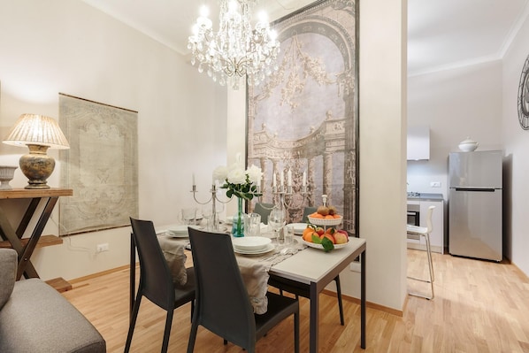 Apartment | 2 Schlafzimmer, Bügeleisen/Bügelbrett, WLAN