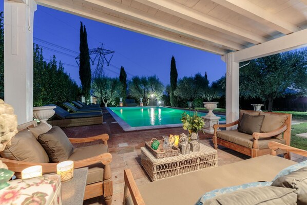 Villa | 10 habitaciones y wifi