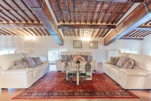 Villa | 10 habitaciones y wifi