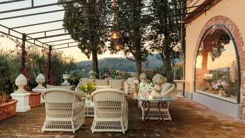 Villa | 10 bedrooms, WiFi