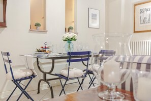 Apartment | 1 bedroom - The 1400 s Apartment (Lucca)