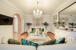 House | 2 bedrooms - Casa Rosalba in Lucca (Lucca)