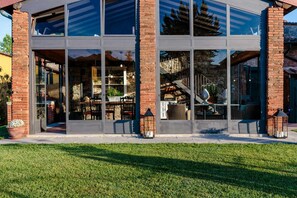 Villa, Smoking | 5 bedrooms