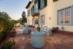 Villa | 9 Schlafzimmer