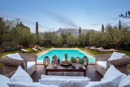 Villa Label in Camaiore