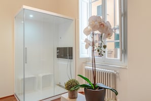 House | 4 bedrooms, WiFi